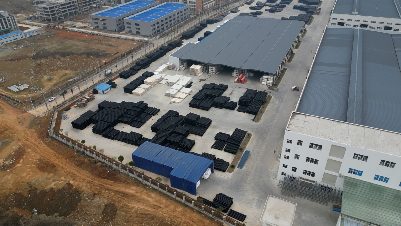 室外露天安装的 PE 管道耐晒耐用吗